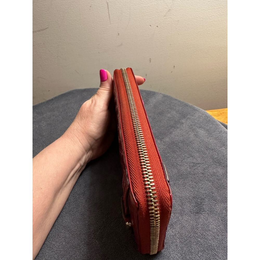 Gucci Red Patent Leather Long Zip Wallet w/ Horsebit Detail - Picture 10 of 16